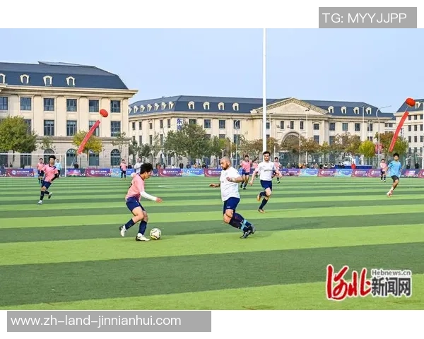 足球风旋引领激情赛场展现青春活力与团队精神的完美结合